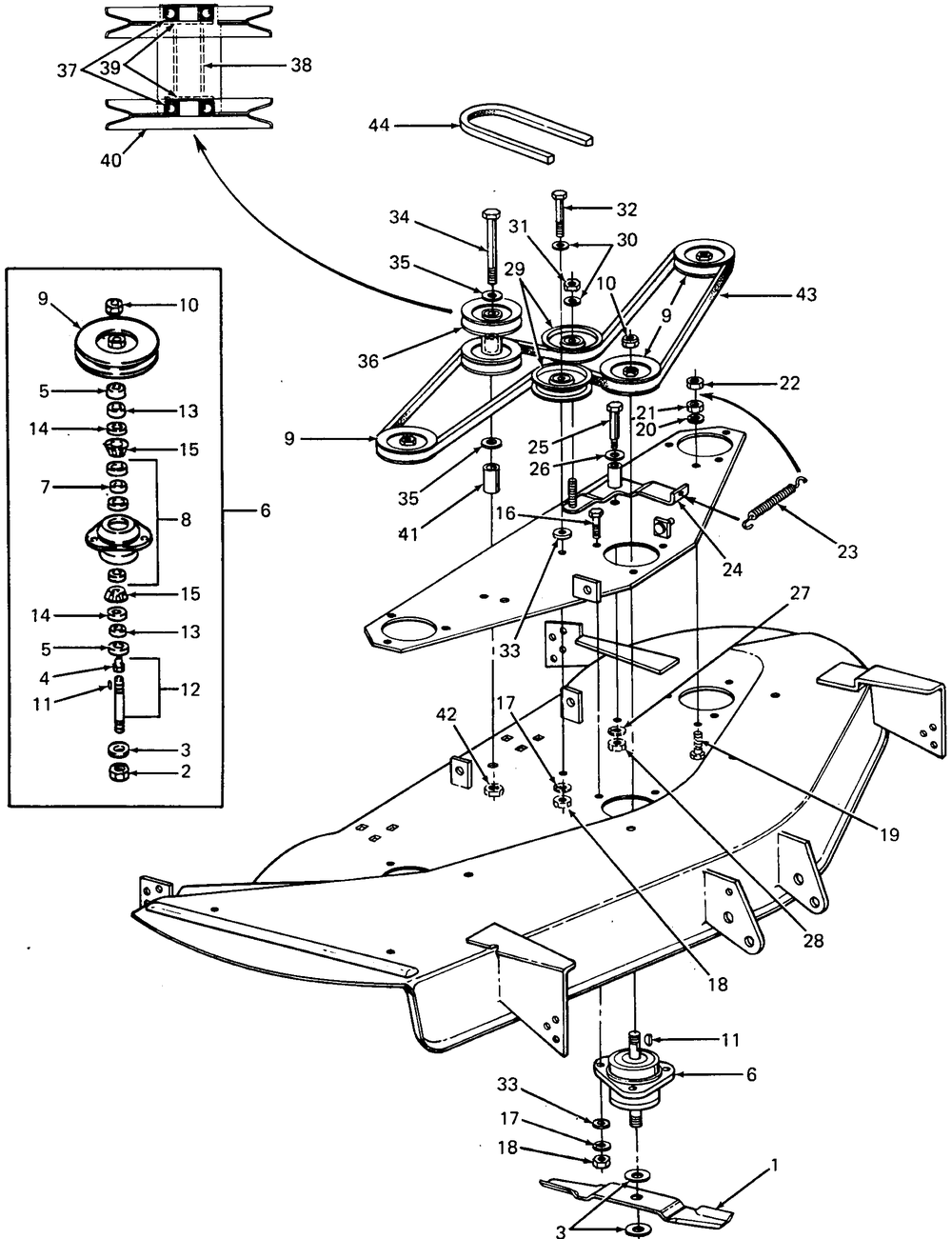Spindles, Pulleys And Blades Diagram and Parts List for 392 190100 Cub Cadet Lawn Tractor